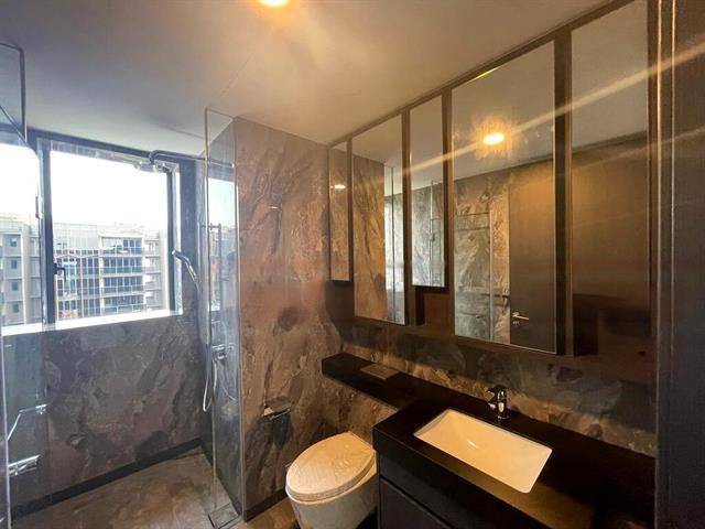Liv @ Mb Condominium For Rent, $8,200, 3 Bed 2 Bath 1,119 sqft $7.33 psf
