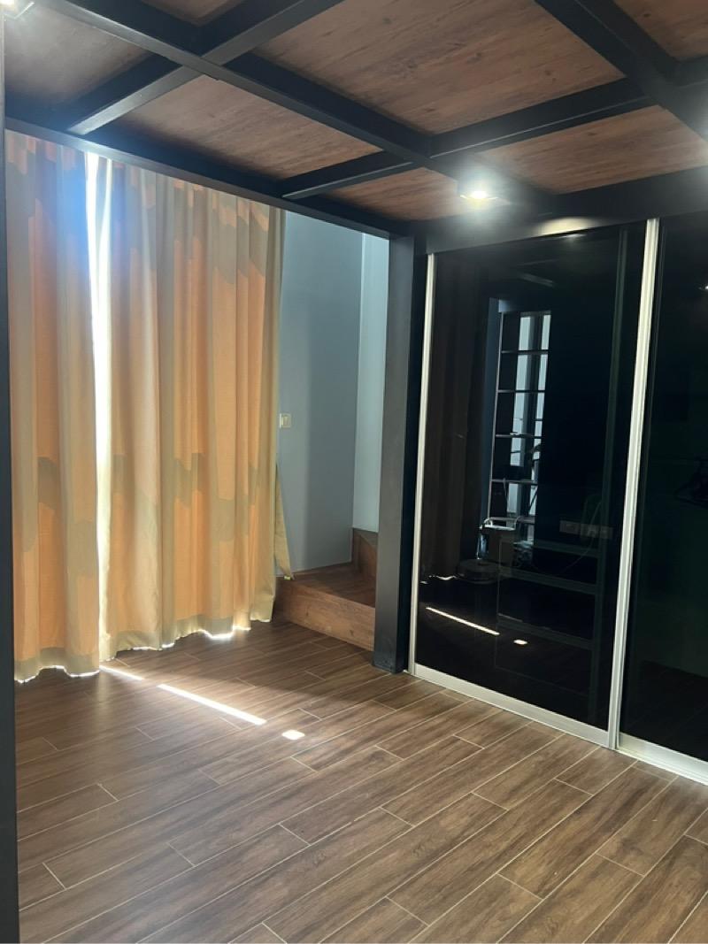 Prop-GPT: Condominium: D23 Hillview Hillsta