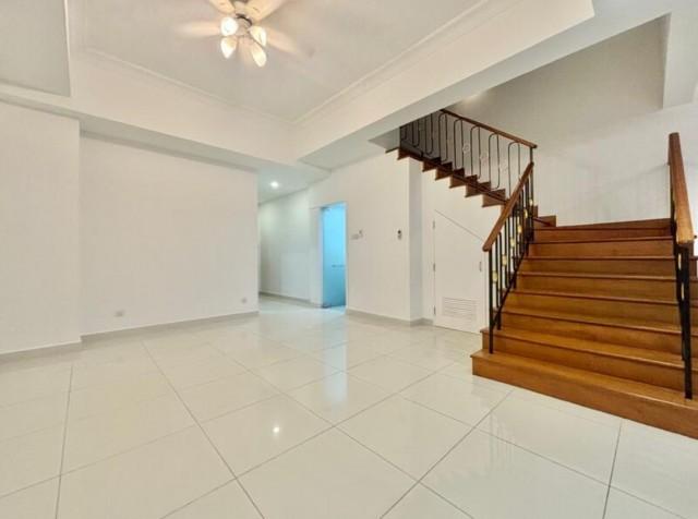 The Compass At Chancery Apartment For Rent, $8,418, 3 Bed 2 Bath 2,405 sqft $3.50 psf