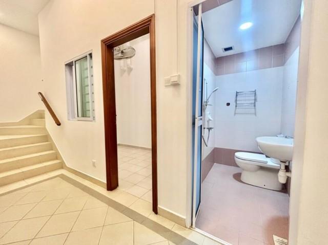 The Compass At Chancery Apartment For Rent, $8,418, 3 Bed 2 Bath 2,405 sqft $3.50 psf