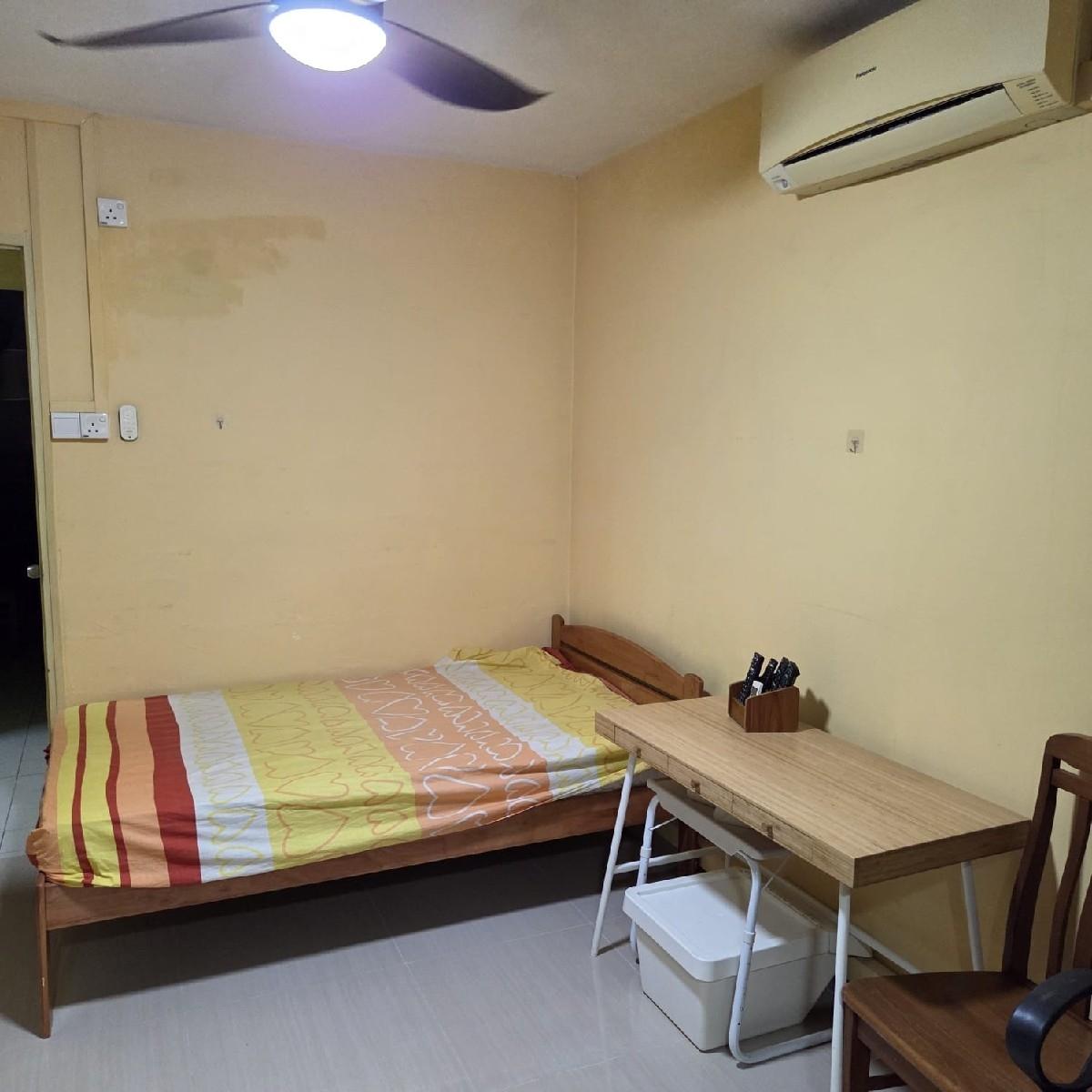 363 Bukit Batok Street 31 HDB Apartment Room Rental, $1,200, 1 Bed 1 Bath 377 sqft $3.18 psf