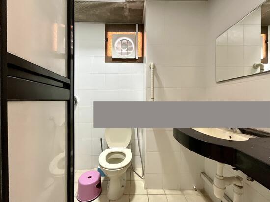 Prop-GPT: HDB Apartment: D22  337C Tah Ching Road