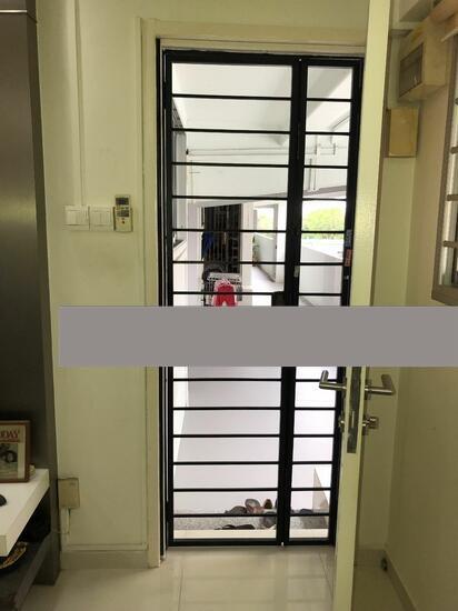 Prop-GPT: HDB Apartment: D27 Yishun 286 Yishun Avenue 6