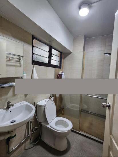925 Hougang Street 91 HDB Apartment Room Rental, $950, 1 Bed 1 Bath 1,076 sqft $0.88 psf