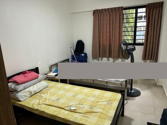 Prop-GPT: HDB Apartment: D23 Bukit Batok 210 Bukit Batok Street 21