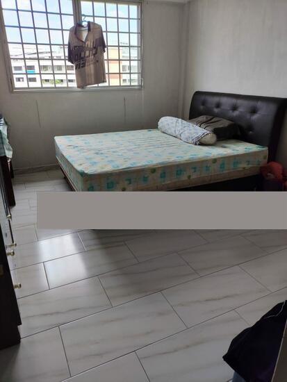Prop-GPT: HDB Apartment: D27 Yishun 165 Yishun Ring Road