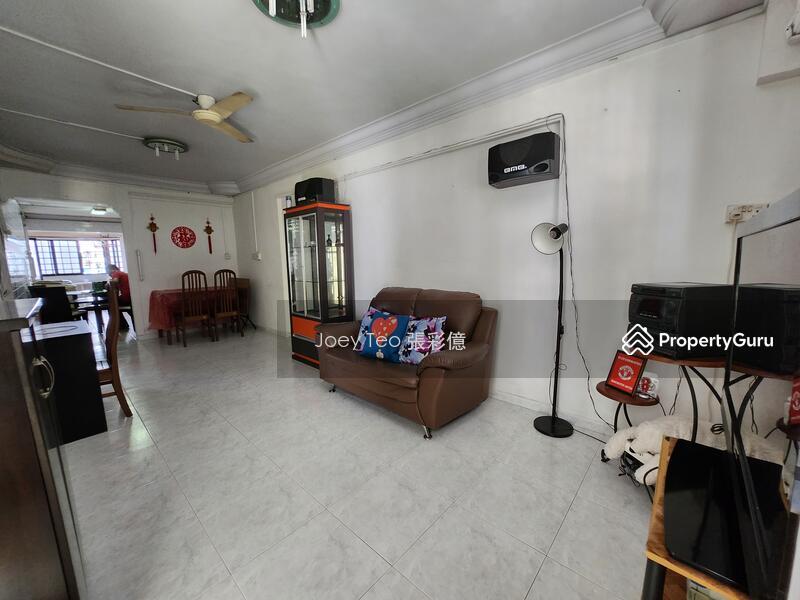 Prop-GPT: HDB Flat: D23 Bukit Batok 219 Bukit Batok Street 21