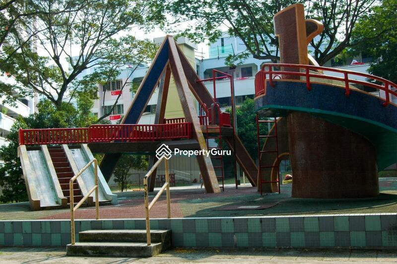 219 Bukit Batok Street 21