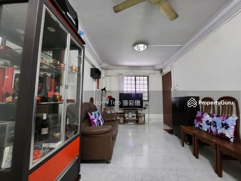 219 Bukit Batok Street 21