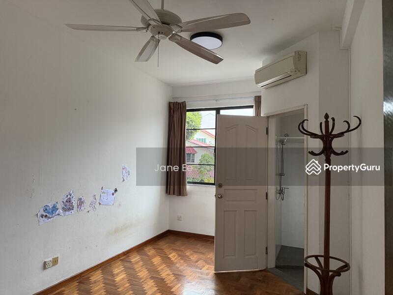 Terrace for Rent: D21, 596000