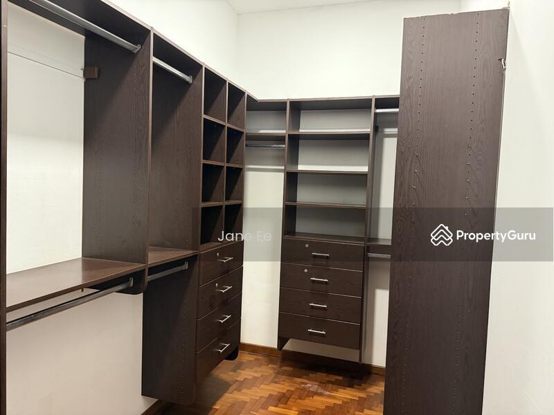 Terrace for Rent: D21, 596000