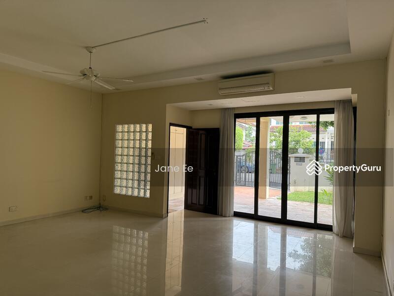 Terrace for Rent: D21, 596000