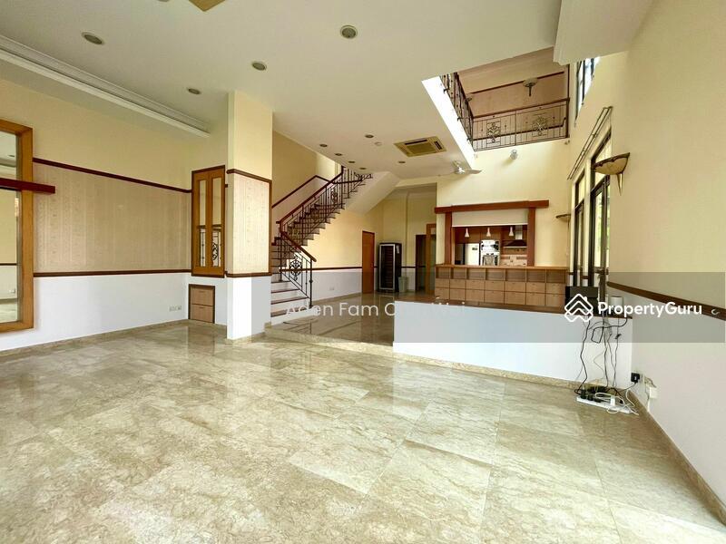 Beautiful Semi Detached at District 10 near Tan Kah Kee MRT