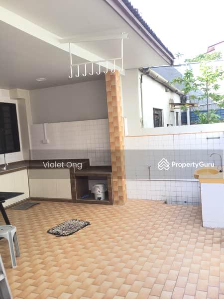 Prop-GPT: Terrace: D21  Eng kong park