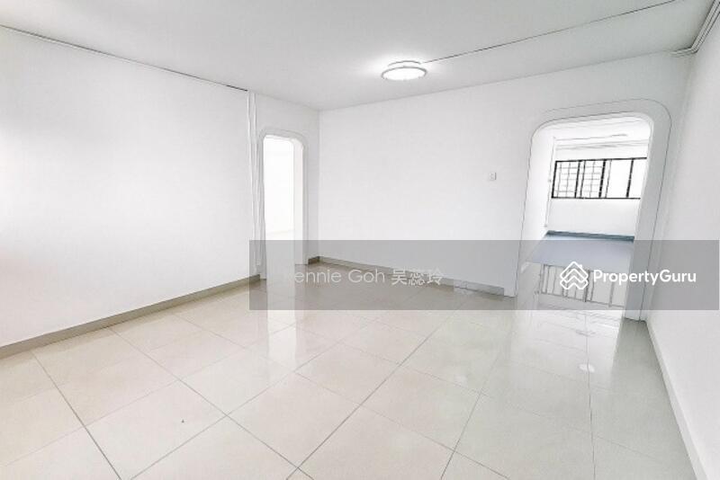 HDB Flat for Rent: Yishun, D27, 760737
