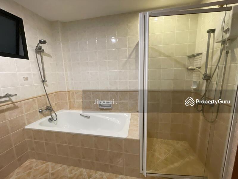 Condominium for Rent: D23, 679973