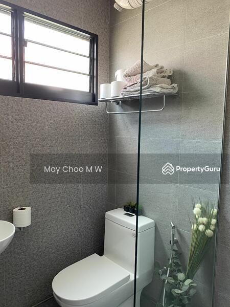393 Yishun Avenue 6