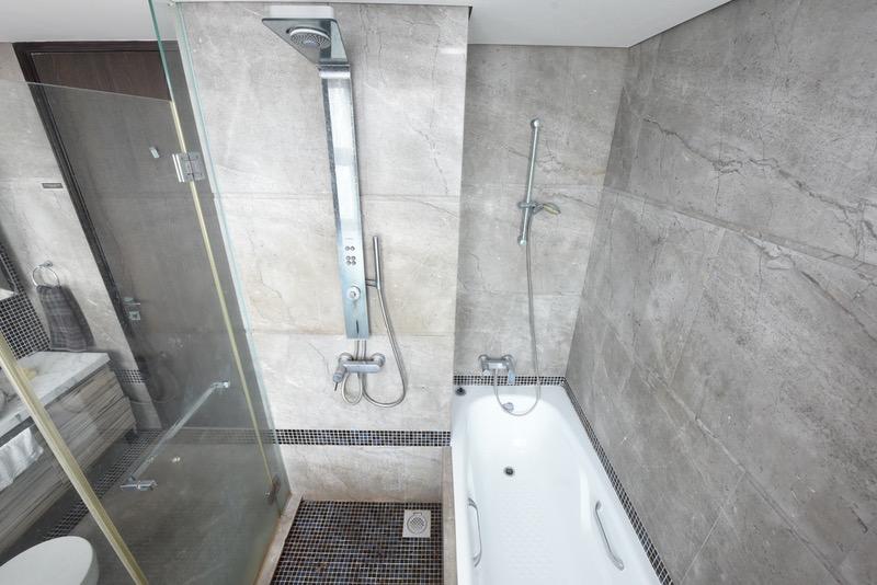 Condominium for Rent: D05, 126794