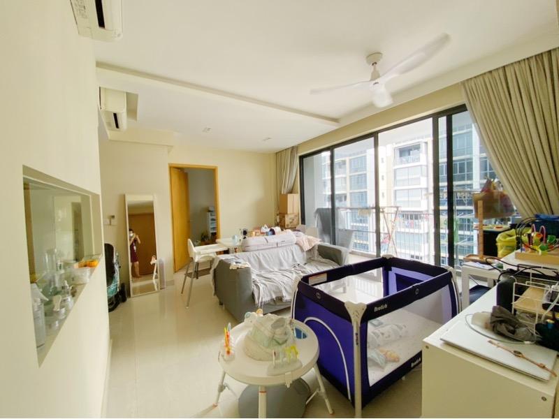 La Fiesta Condominium For Rent, $4,500, 3 Bed 2 Bath 839 sqft $5.36 psf
