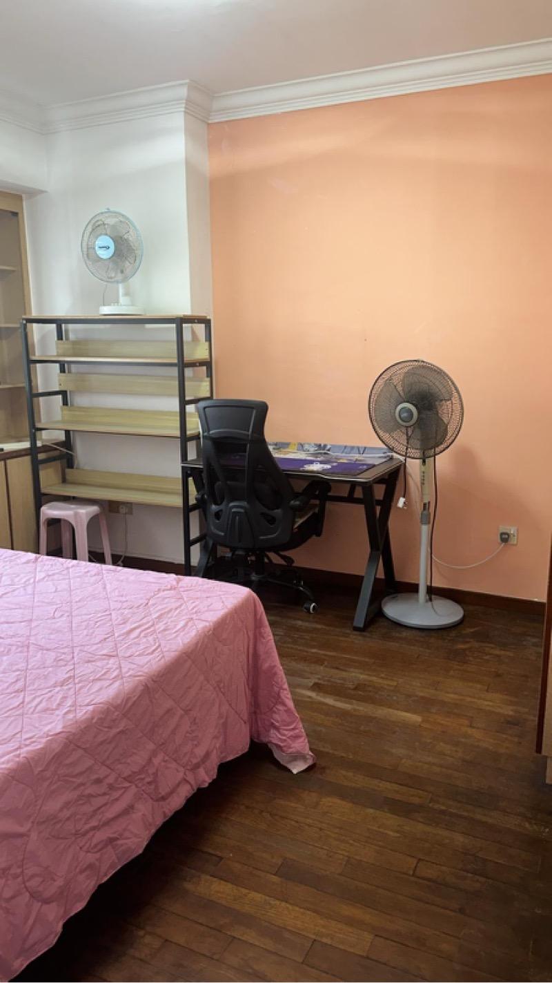 Prop-GPT: HDB Apartment: D22 Boon Lay 612 Jurong West Street 65