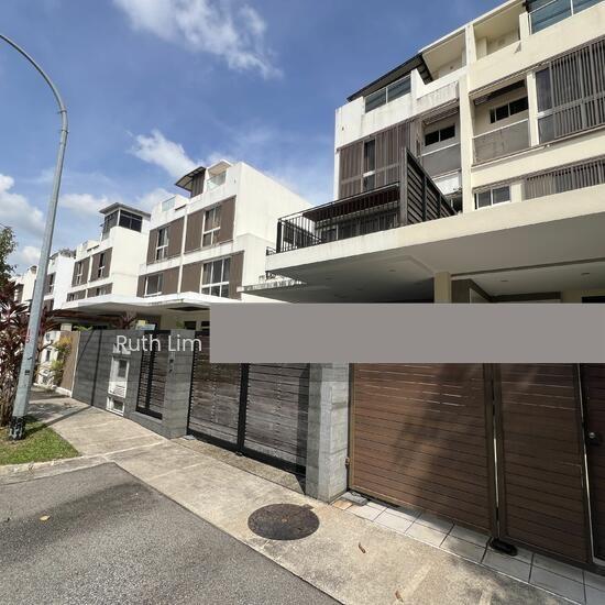 Prop-GPT: Semi-Detached: D28  Luxus Hills