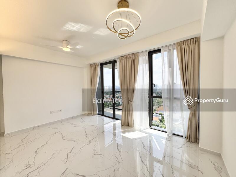 Condominium for Rent: D15, 439826