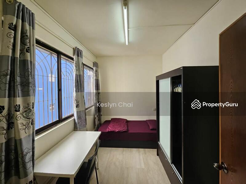 Prop-GPT: Apartment: D07  Waterloo View