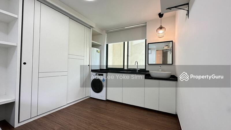 Condominium for Rent: D15, 436918