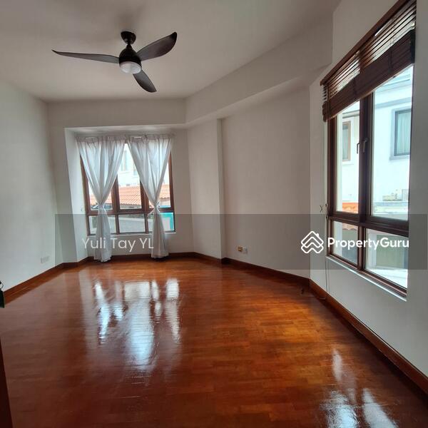Semi-Detached for Rent: Bukit Batok, D23, 658000