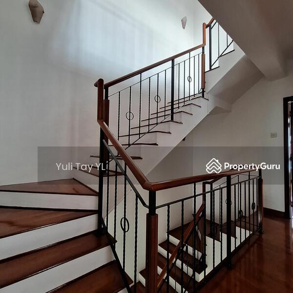 Semi-Detached for Rent: Bukit Batok, D23, 658000