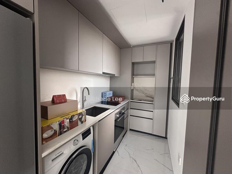 Condominium for Rent: D15, 439835