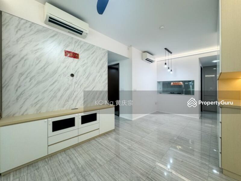 Prop-GPT: Condominium: D14  Parc Esta