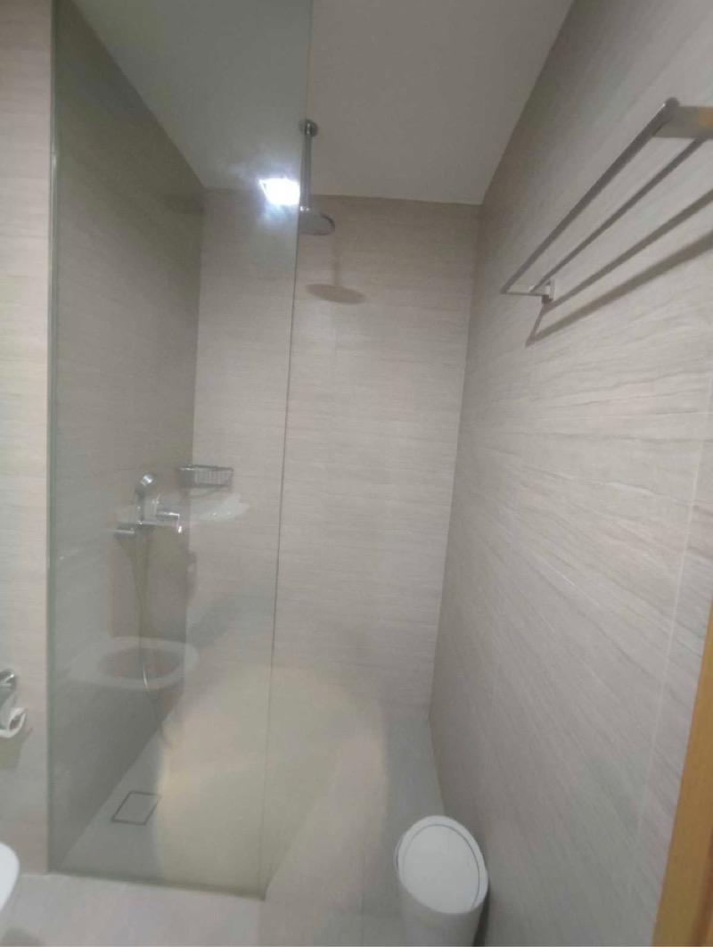 Loft 33 @ Geylang Condominium Room Rental, $2,400, 1 Bed 1 Bath 225 sqft $10.67 psf