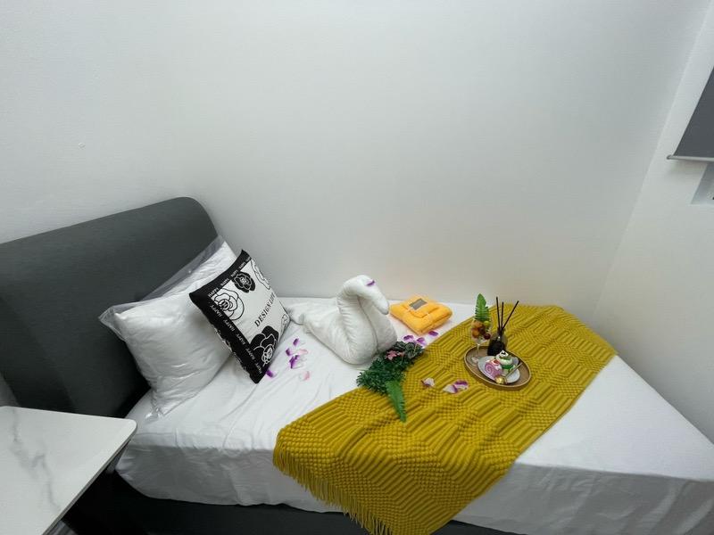 Textile Centre Apartment Room Rental, $2,268, 1 Bed 1 Bath 280 sqft $8.10 psf