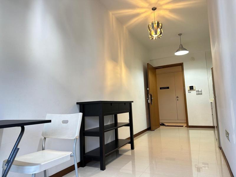 Prop-GPT: Condominium: D19  The Vue