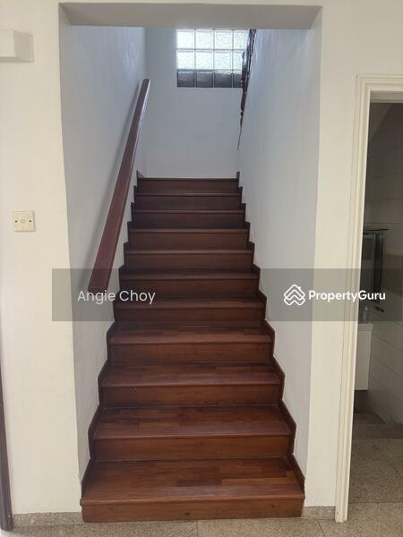 Bungalow for Rent: D21, 599281
