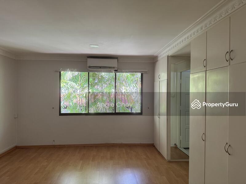 Bungalow for Rent: D21, 599281