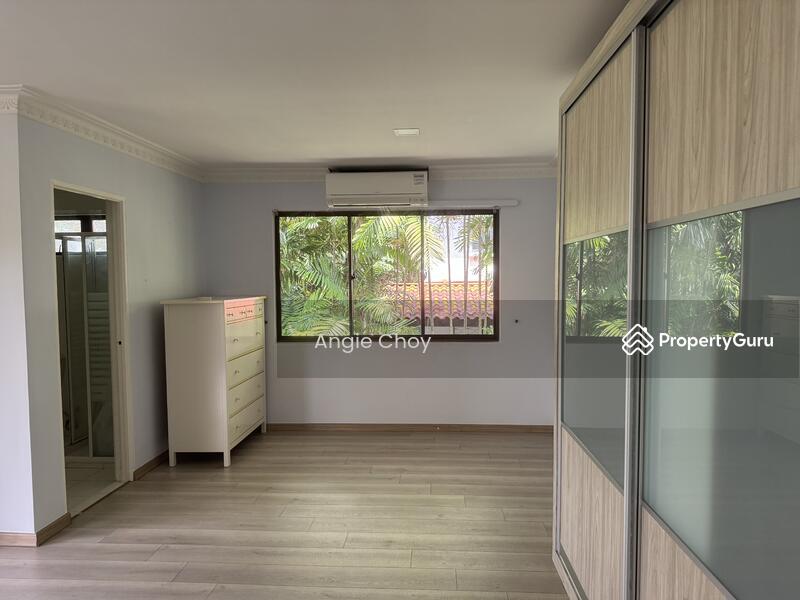 Bungalow for Rent: D21, 599281
