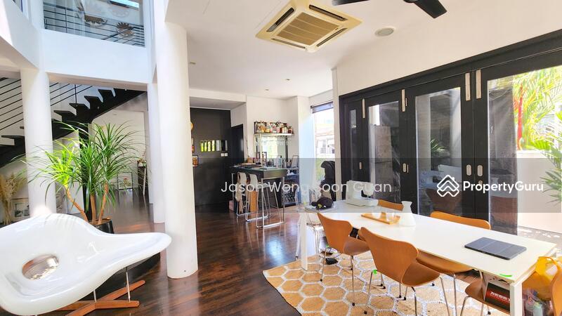 Corner Terrace for Rent: D19, 080808