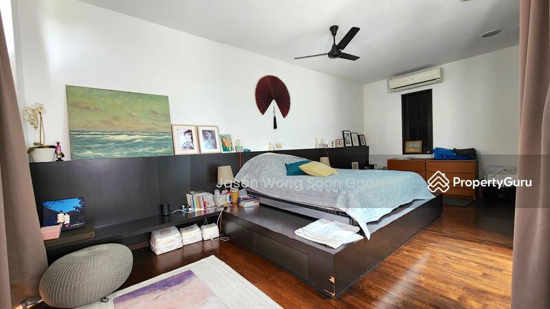 Corner Terrace for Rent: D19, 080808