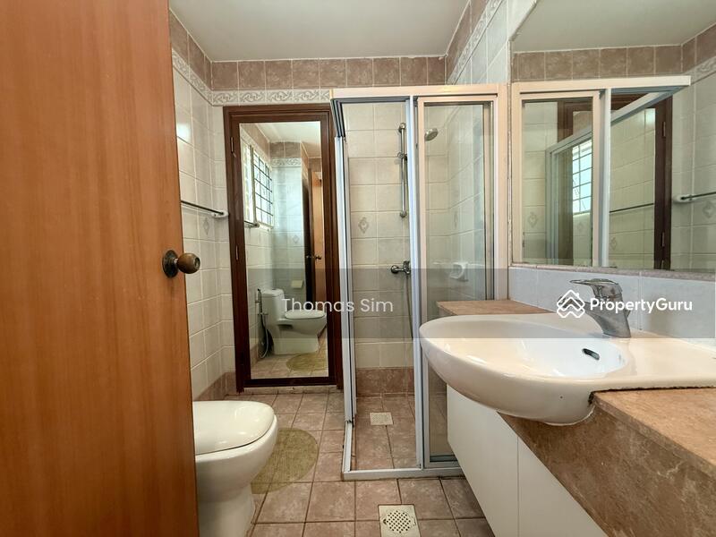 Parbury Hill Condominium