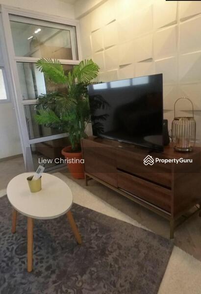 Prop-GPT: HDB Flat: D25  802 Woodlands Street 81