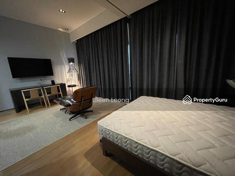 Prop-GPT: Condominium: D09  OUE Twin Peaks