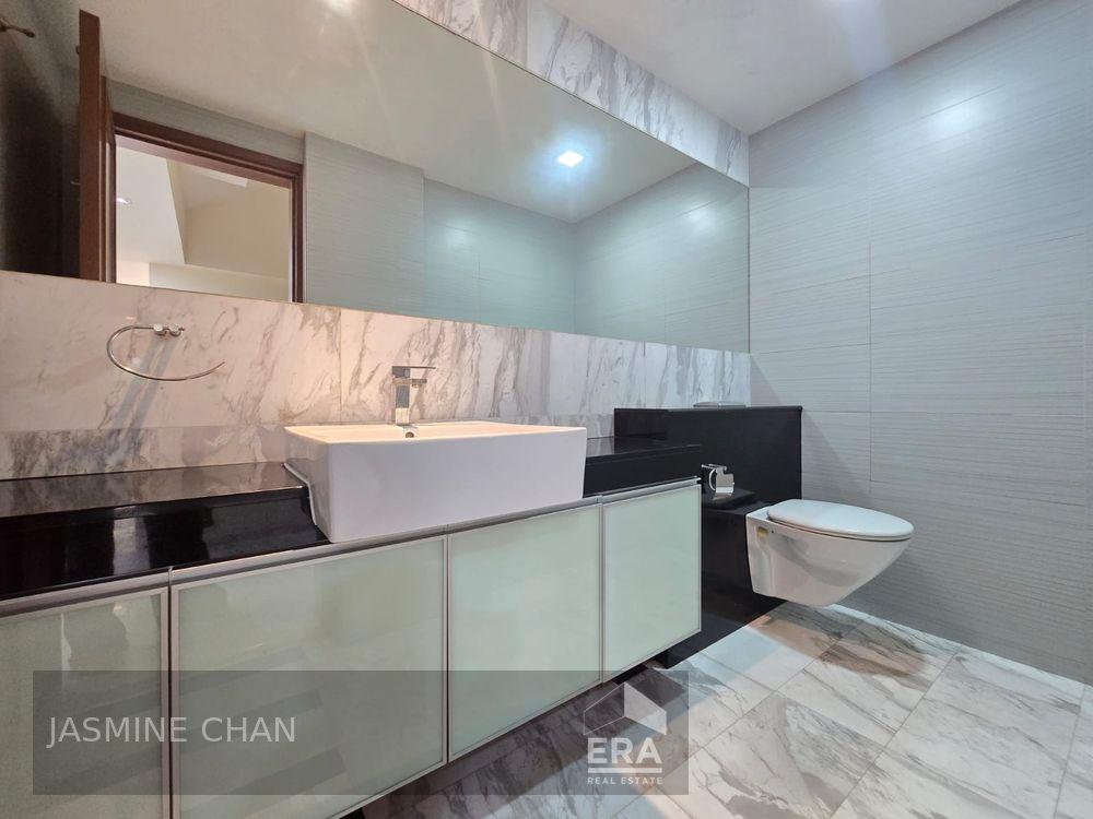 Prop-GPT: Terrace: D11 Watten Estate Greenwood Avenue, Watten Estate, Singapore, D11, 289305: Sgd 9,250
