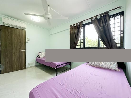 468 Ang Mo Kio Avenue 10 HDB Apartment Room Rental, $800, 1 Bed 1 Bath 150 sqft $5.33 psf
