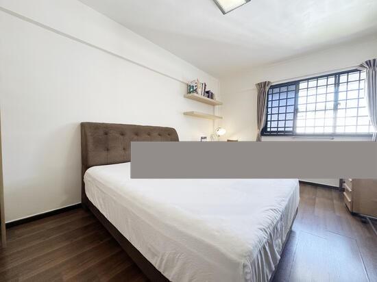 Prop-GPT: HDB Apartment: D16  424 Bedok North Avenue 1