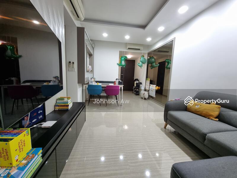 Prop-GPT: Executive Condominium: D27 Yishun The Brownstone