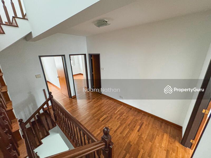 Prop-GPT: Cluster House: D11  2 Storey Town House with Attic and Pool near ACS Barker