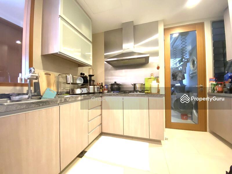 Condominium for Rent: D15, 437878
