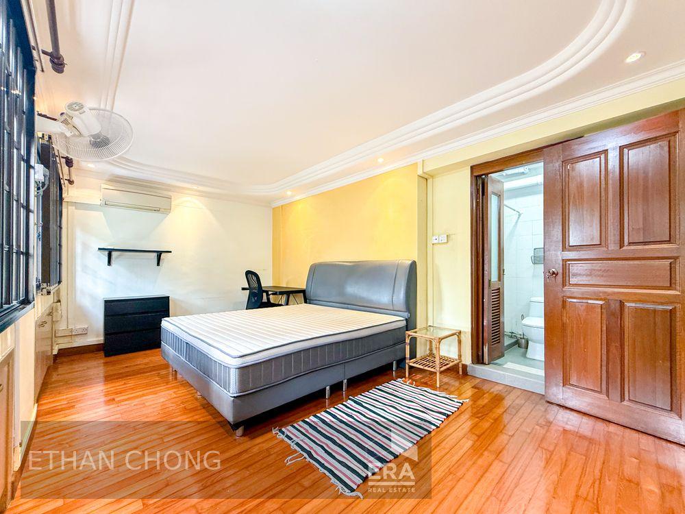 Prop-GPT: HDB - 4 room: D23 Bukit Panjang 523 Jelapang Road